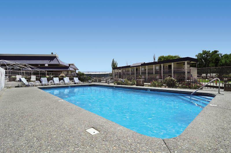 Red Arrow Inn & Suites, A Travelodge By Wyndham Montrose Luaran gambar